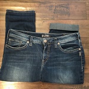 {Silver} Super Stretch Suki Capri Jeans Size18